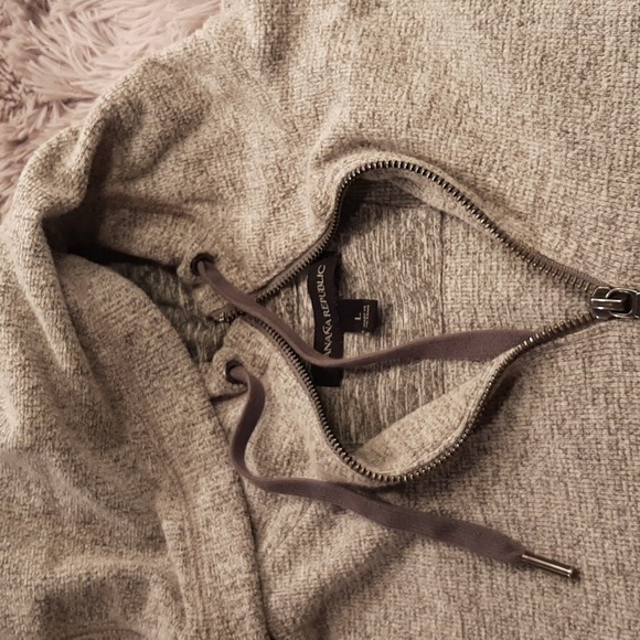 Banana Republic Crew Neck Sweatshirt Size Large - Picture 2 of 5